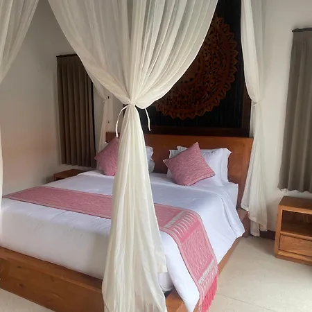 D & L Mandala Villa Bunutan